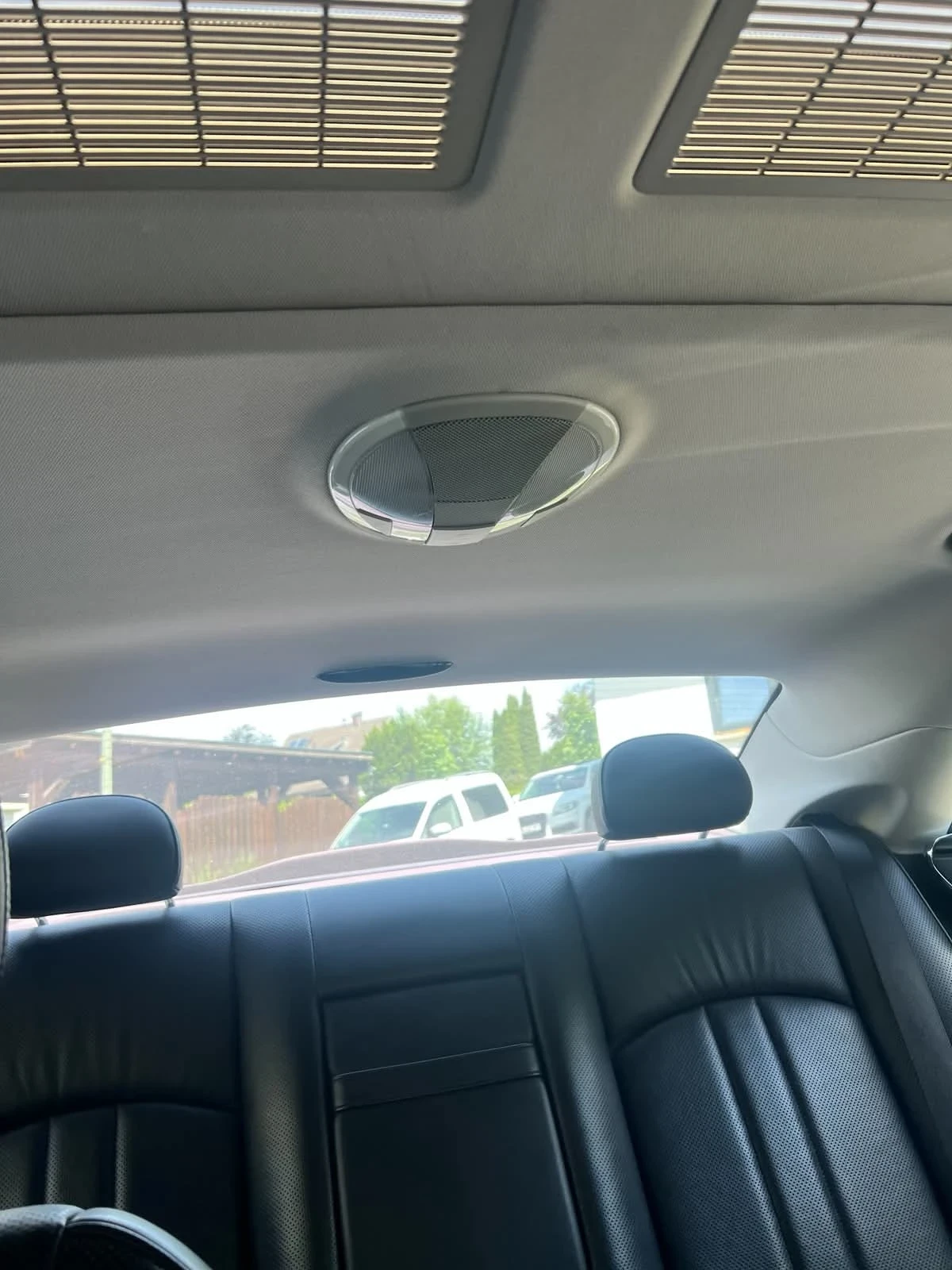 Mercedes-Benz 320, снимка 13 - Автомобили и джипове - 54682083