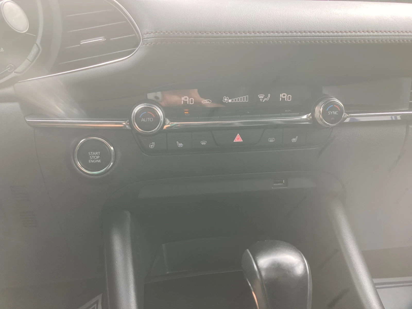Mazda 3, снимка 16 - Автомобили и джипове - 54752264