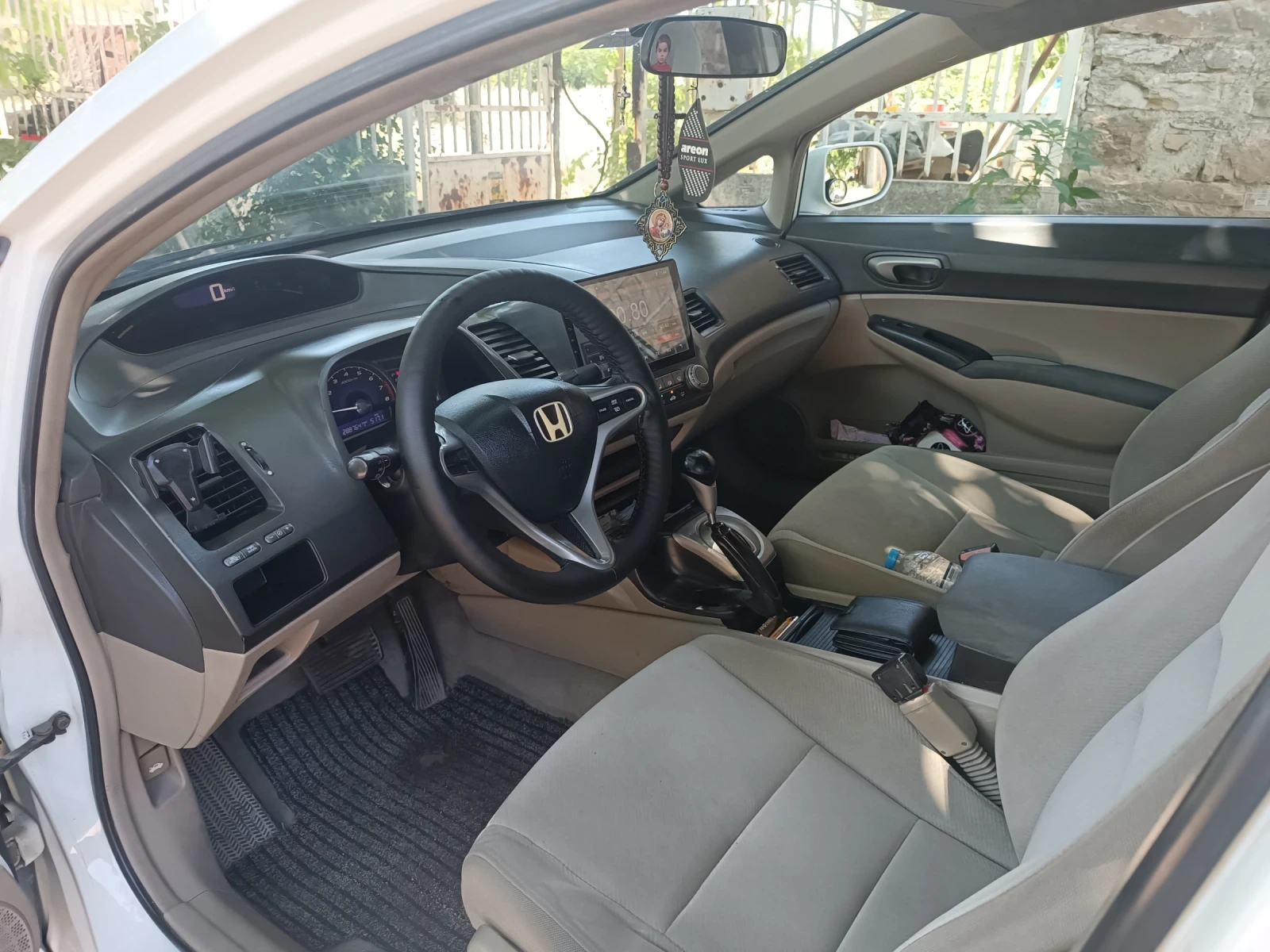 Honda Civic 8, снимка 11 - Автомобили и джипове - 54892886