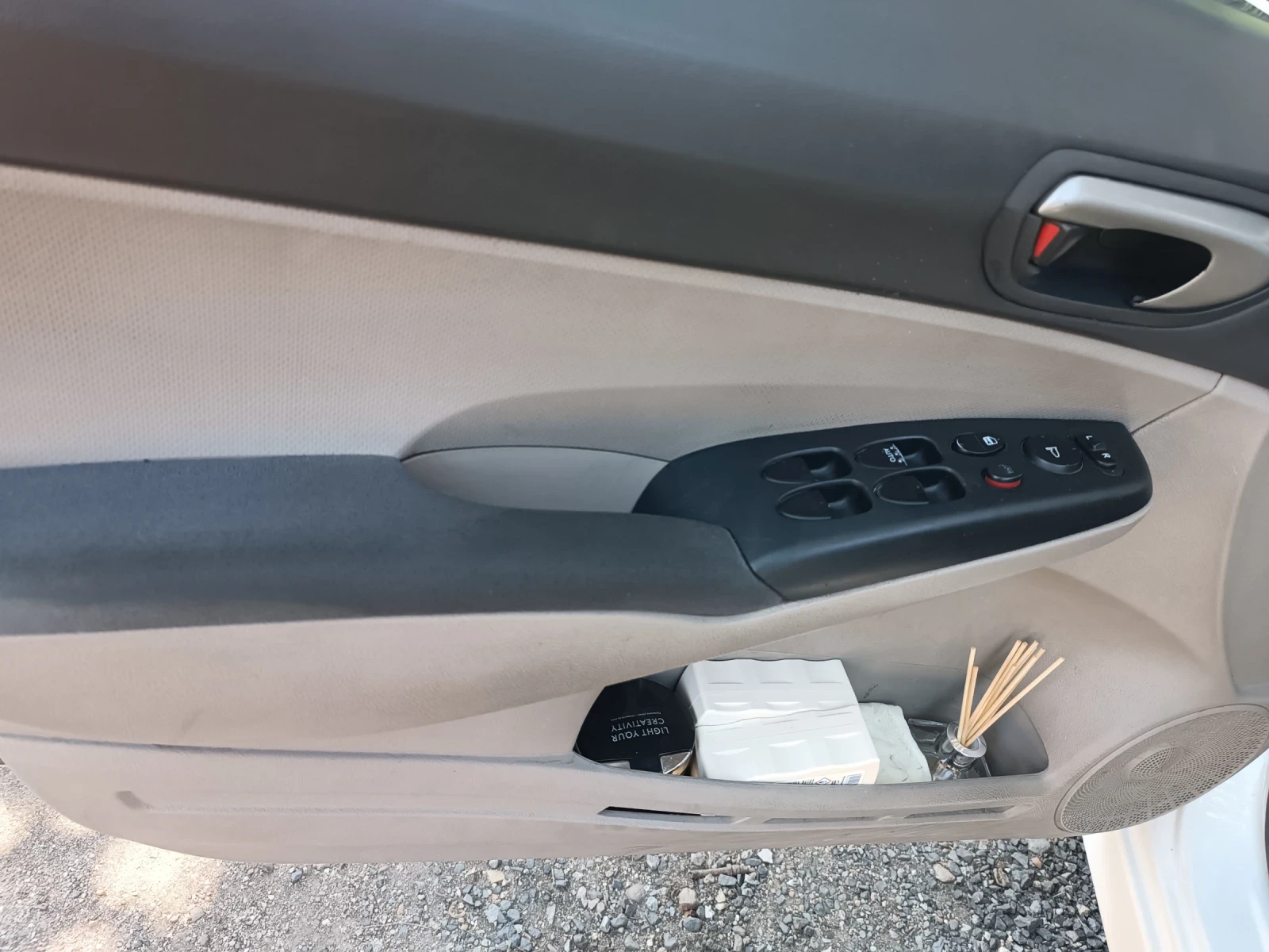 Honda Civic 8, снимка 14 - Автомобили и джипове - 54892886