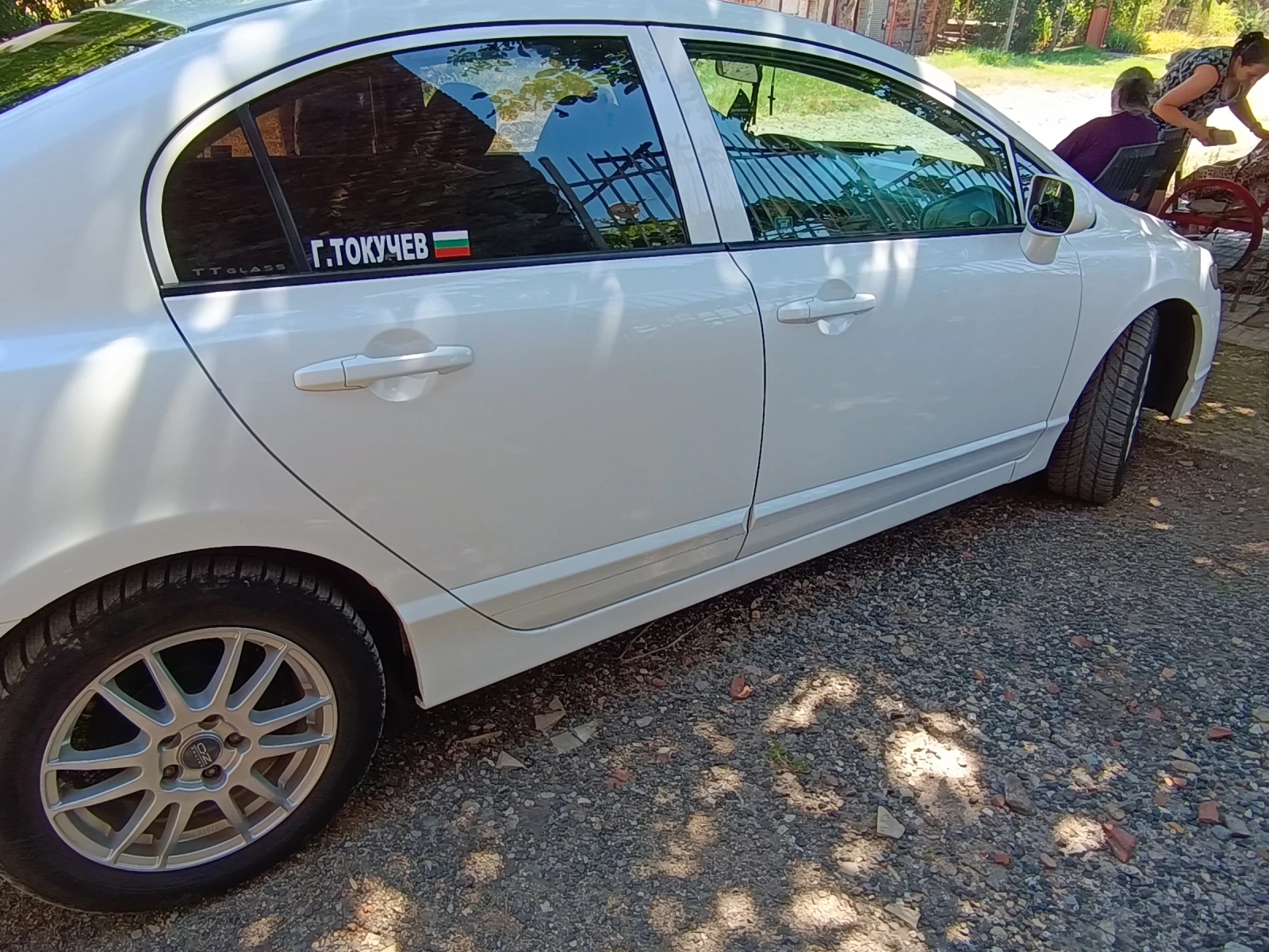 Honda Civic 8, снимка 10 - Автомобили и джипове - 54892886