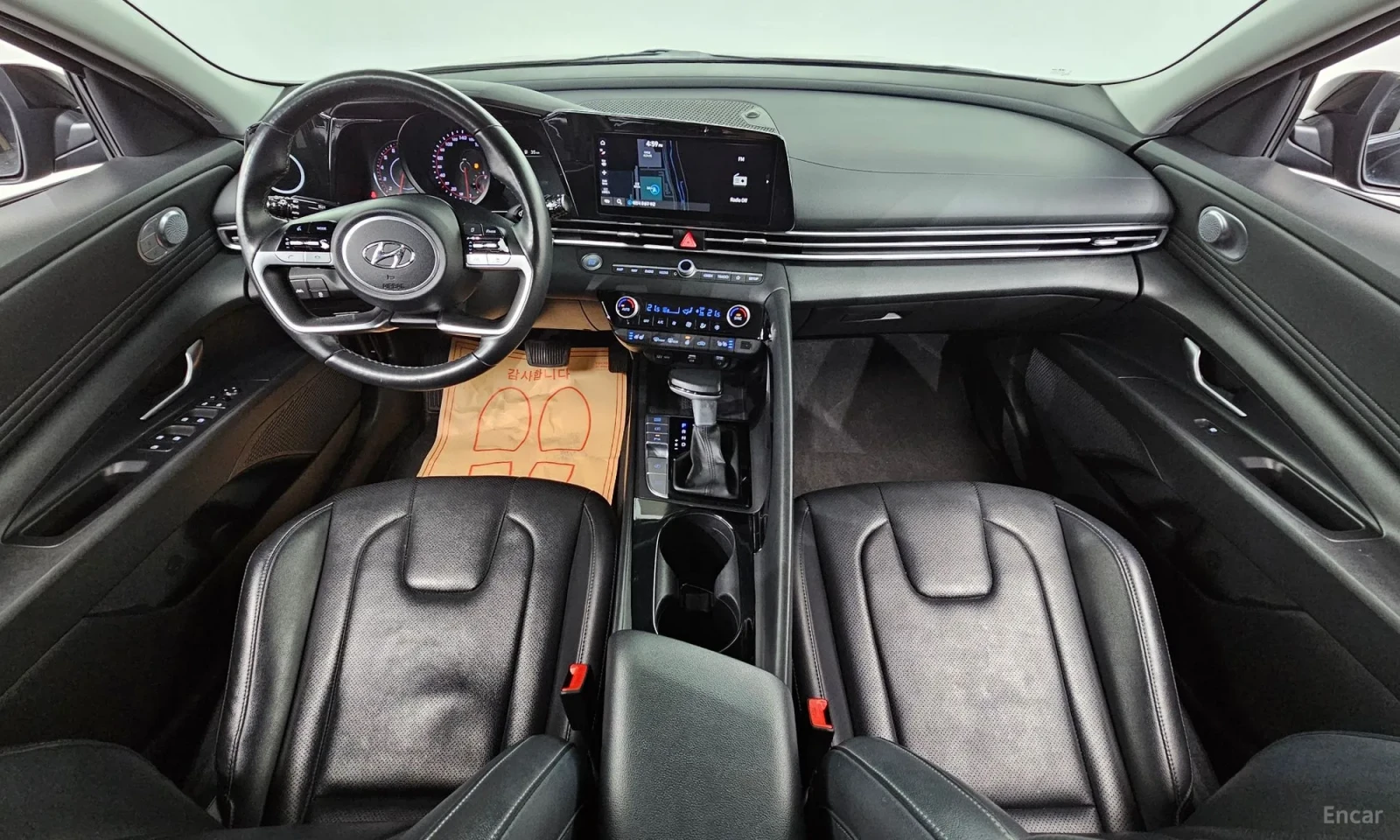 Hyundai Elantra, снимка 7 - Автомобили и джипове - 55188411