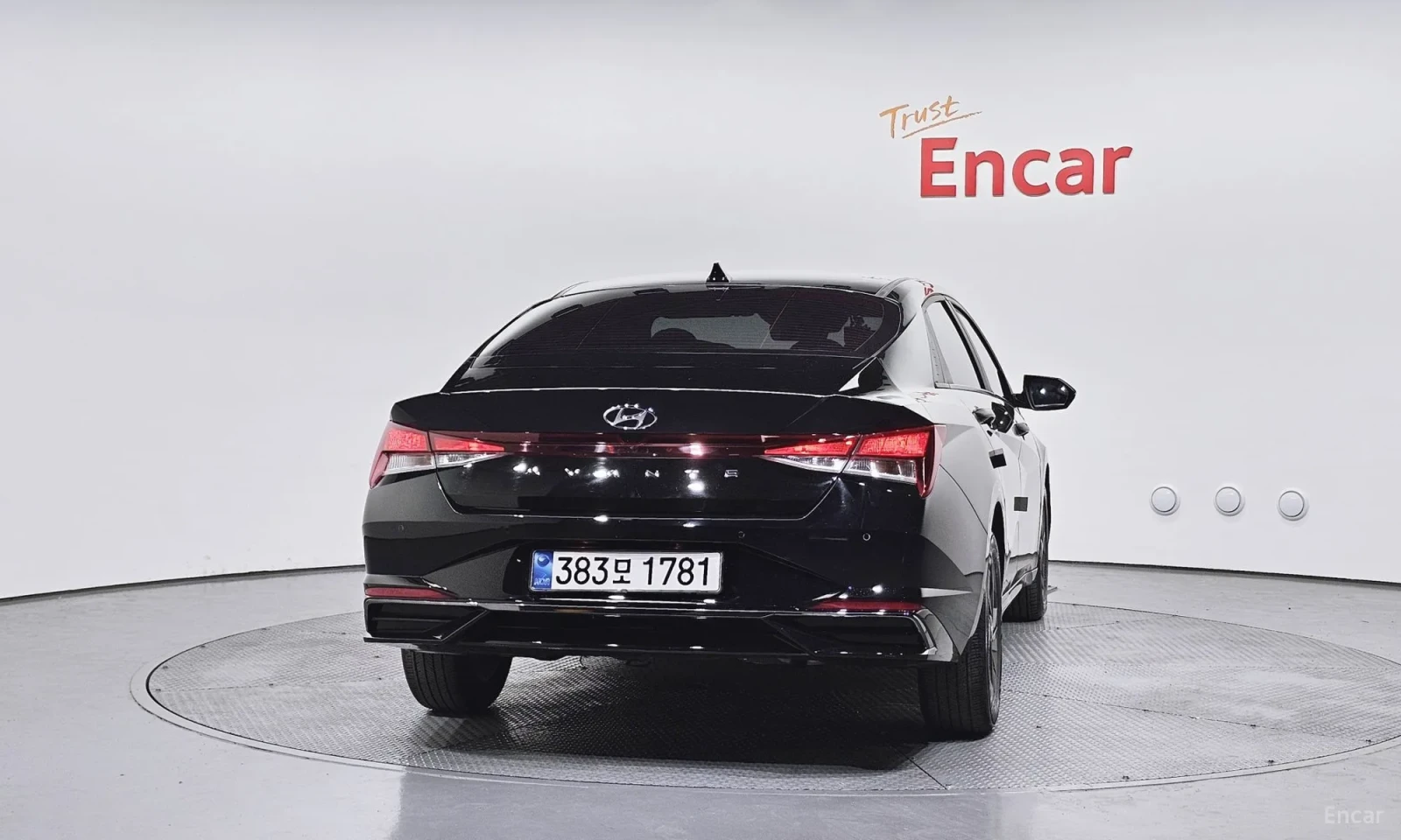 Hyundai Elantra, снимка 4 - Автомобили и джипове - 55188411