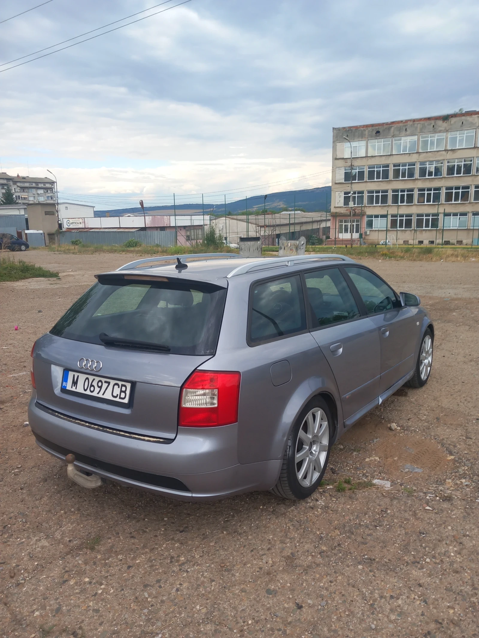Audi A4 1.9 TDI Quattro (131 �.�) | Mobile.bg � ����������� 5