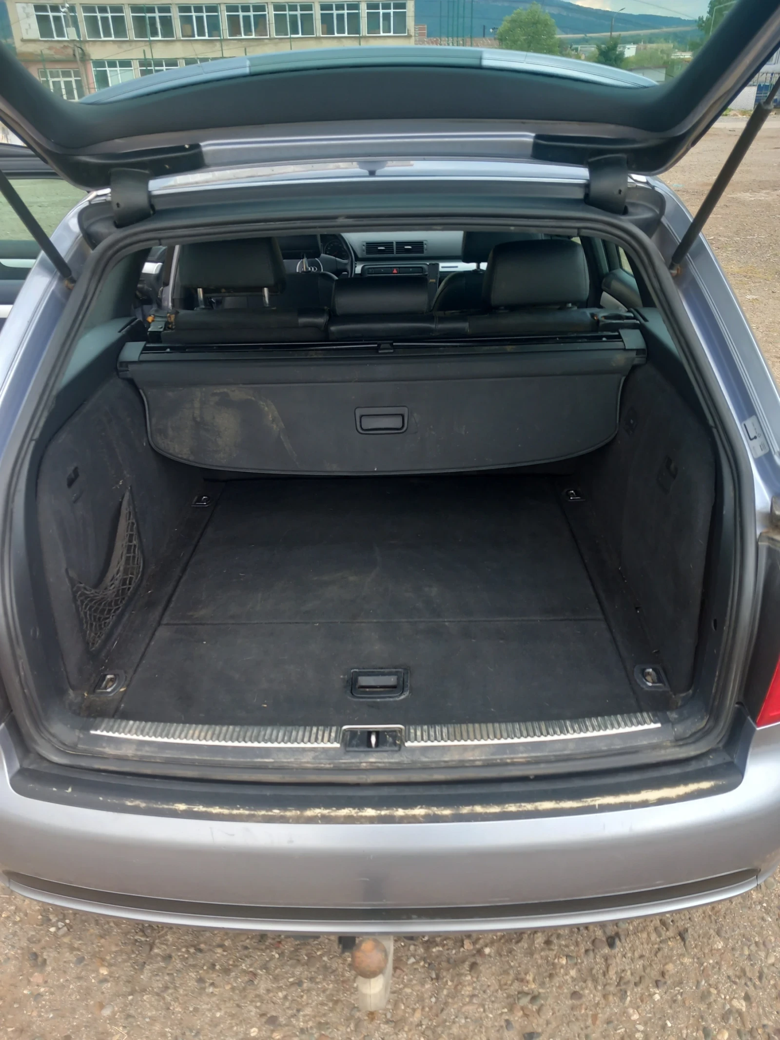 Audi A4 1.9 TDI Quattro (131 �.�) | Mobile.bg � ����������� 9