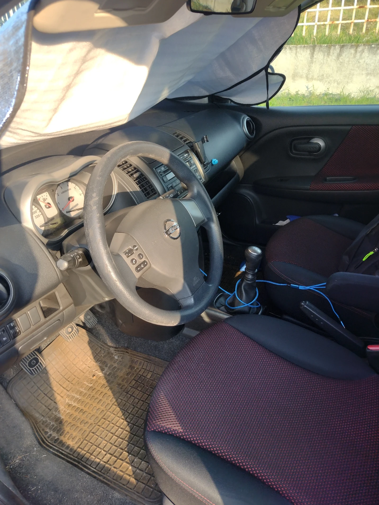 Nissan Note, снимка 7 - Автомобили и джипове - 55306694