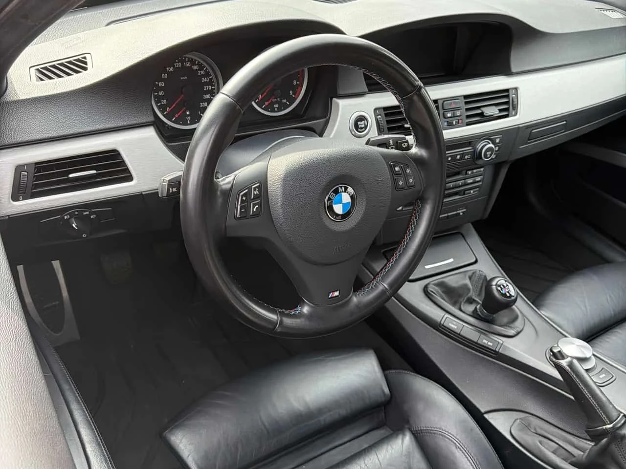 BMW M3 * Sedan * CARFAX * KEYLESS* ������� *   | Mobile.bg � ����������� 6