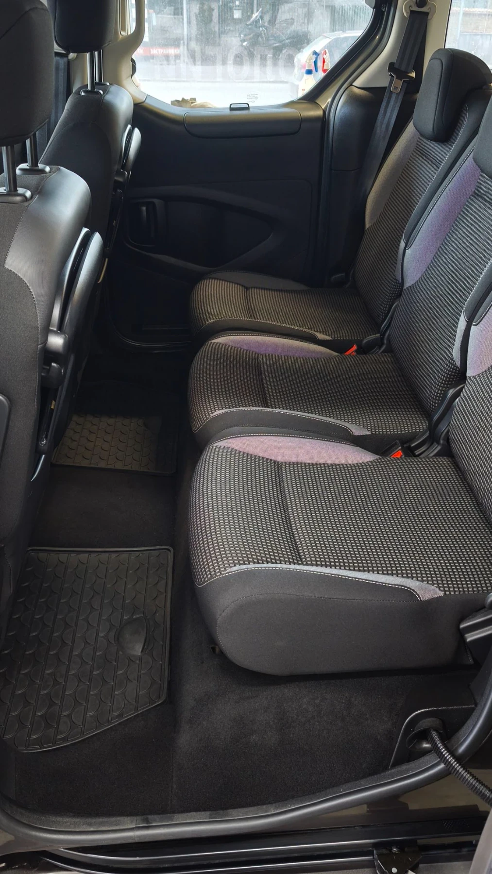 Peugeot Partner, снимка 11 - Автомобили и джипове - 56481387