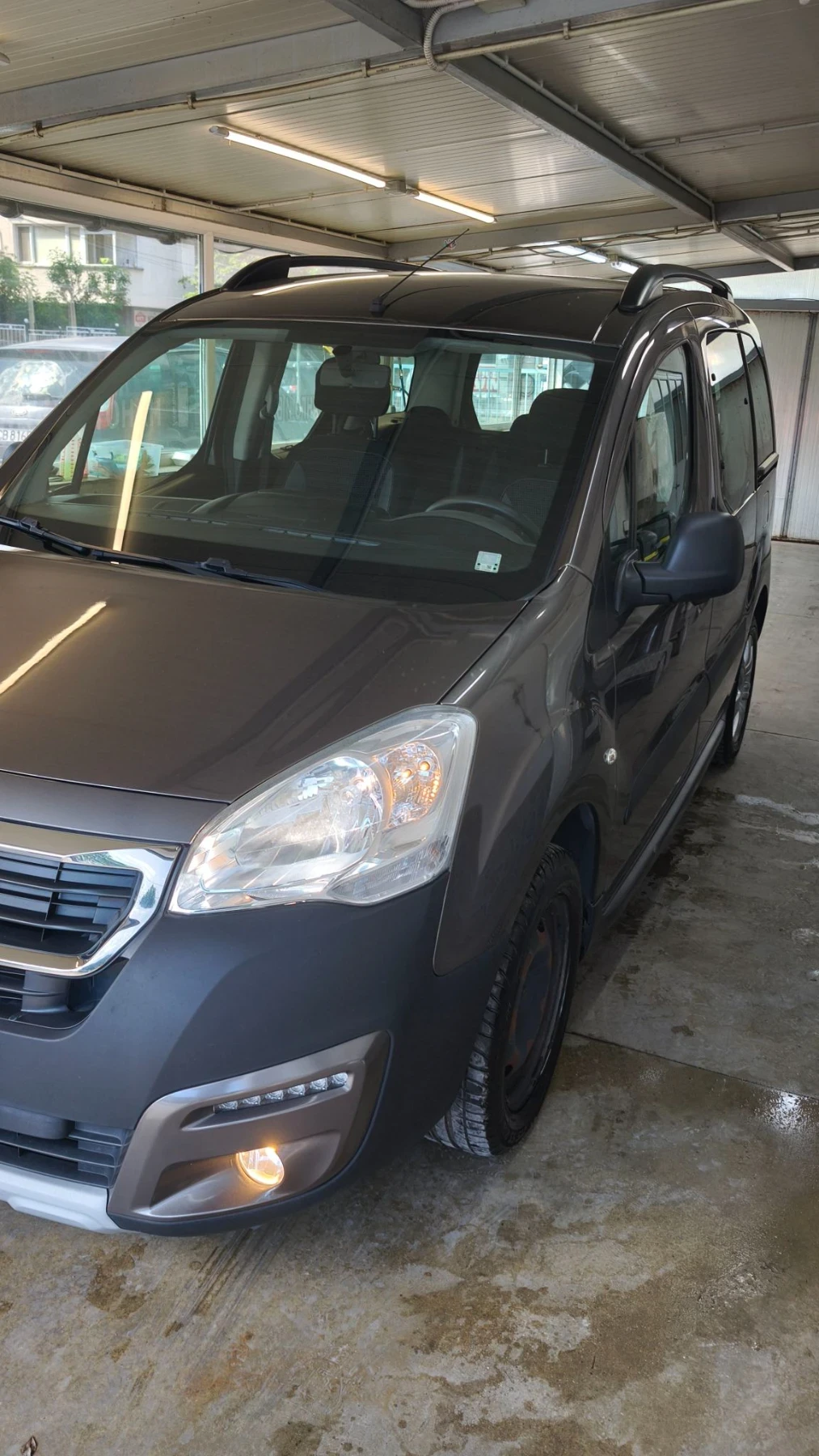 Peugeot Partner, снимка 3 - Автомобили и джипове - 56481387