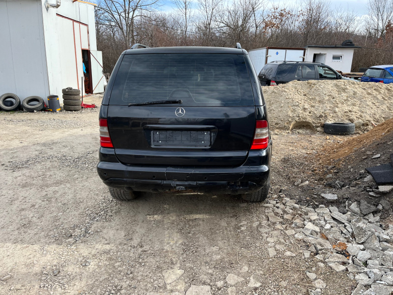 Mercedes-Benz ML 270, снимка 4 - Автомобили и джипове - 44251844