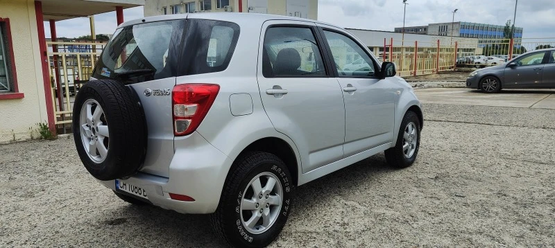 Daihatsu Terios 1.5i4x4-Обслужен, снимка 7 - Автомобили и джипове - 45747957