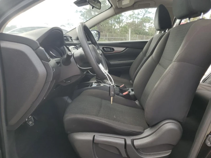 Nissan Rogue, снимка 7 - Автомобили и джипове - 48720192