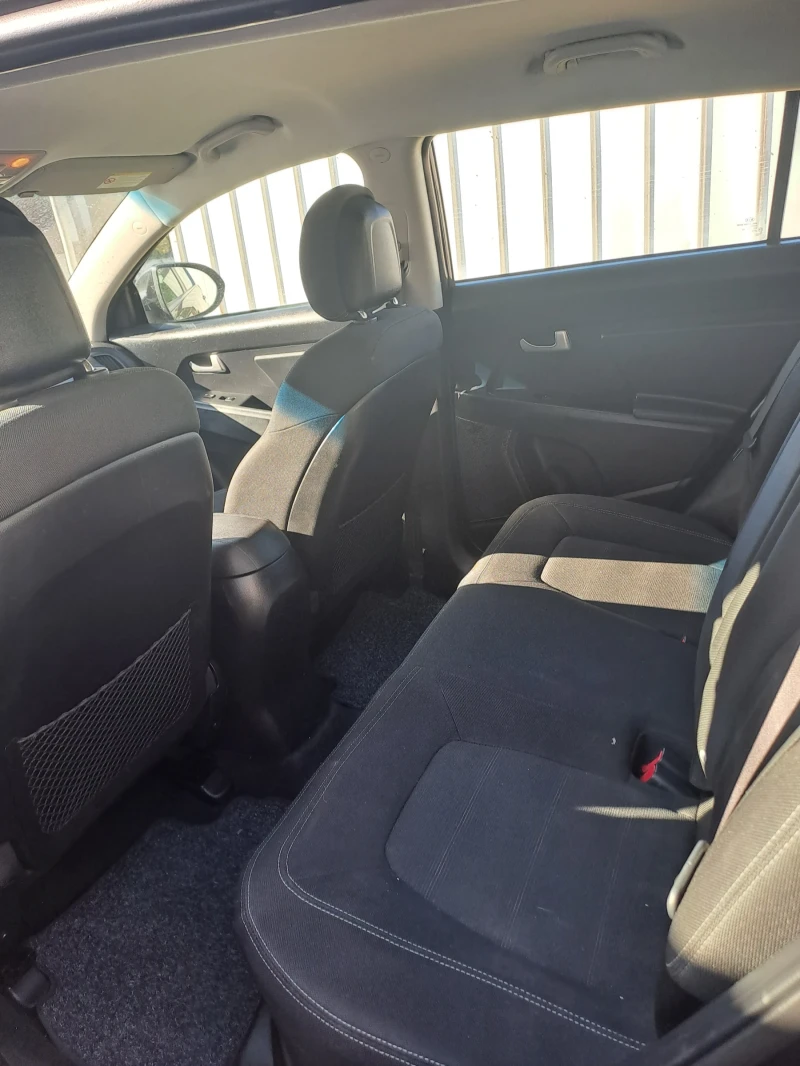 Kia Sportage, снимка 7 - Автомобили и джипове - 51526101