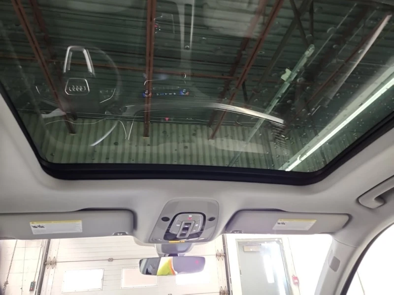 Audi Q5 * TECHNIK * CARFAX * БЕЗ ПЪРВОНАЧАЛНА ВНОСКА, снимка 14 - Автомобили и джипове - 52713981