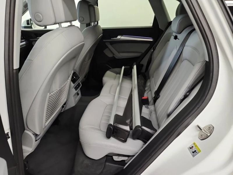 Audi Q5 * TECHNIK * CARFAX * БЕЗ ПЪРВОНАЧАЛНА ВНОСКА, снимка 13 - Автомобили и джипове - 52713981