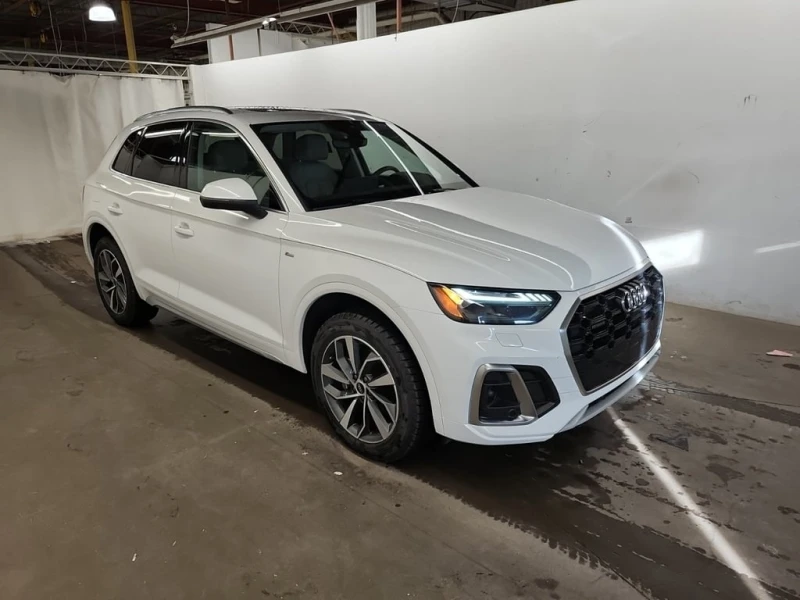 Audi Q5 * TECHNIK * CARFAX * БЕЗ ПЪРВОНАЧАЛНА ВНОСКА, снимка 3 - Автомобили и джипове - 52713981