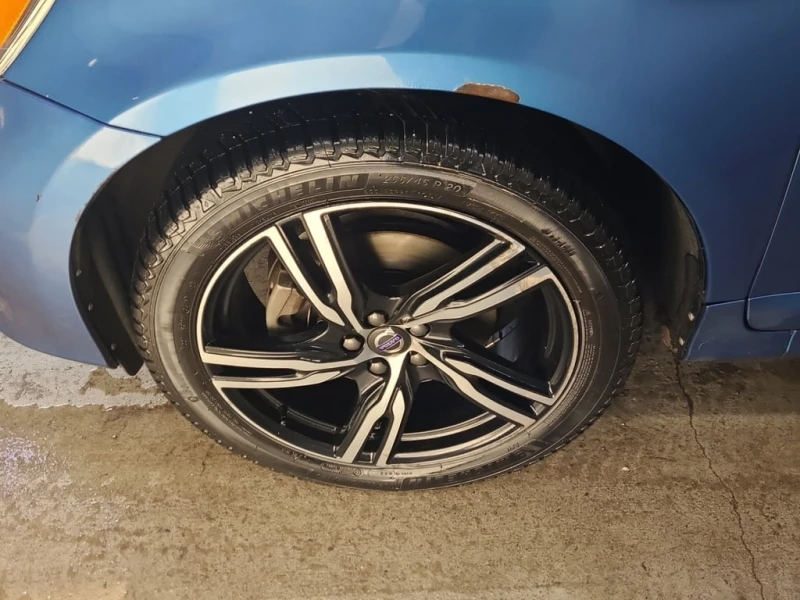 Volvo XC60 * R DESIGN * CARFAX * ЦЕНА ДО БЪЛГАРИЯ, снимка 17 - Автомобили и джипове - 53057210