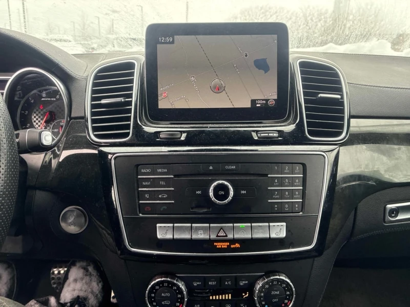 Mercedes-Benz GLE * AMG 43 * CARFAX * БЕЗ ПЪРВОНАЧАЛНА ВНОСКА, снимка 9 - Автомобили и джипове - 53253020