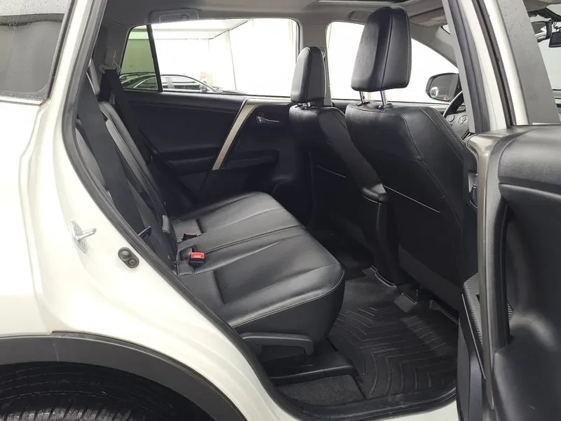 Toyota Rav4 2.5 2Wd , снимка 12 - Автомобили и джипове - 55610930