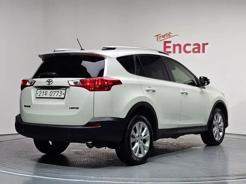 Toyota Rav4 2.5 2Wd , снимка 2 - Автомобили и джипове - 55610930