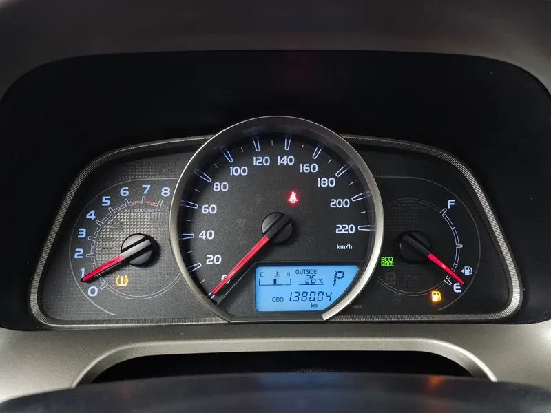 Toyota Rav4 2.5 2Wd , снимка 8 - Автомобили и джипове - 55610930