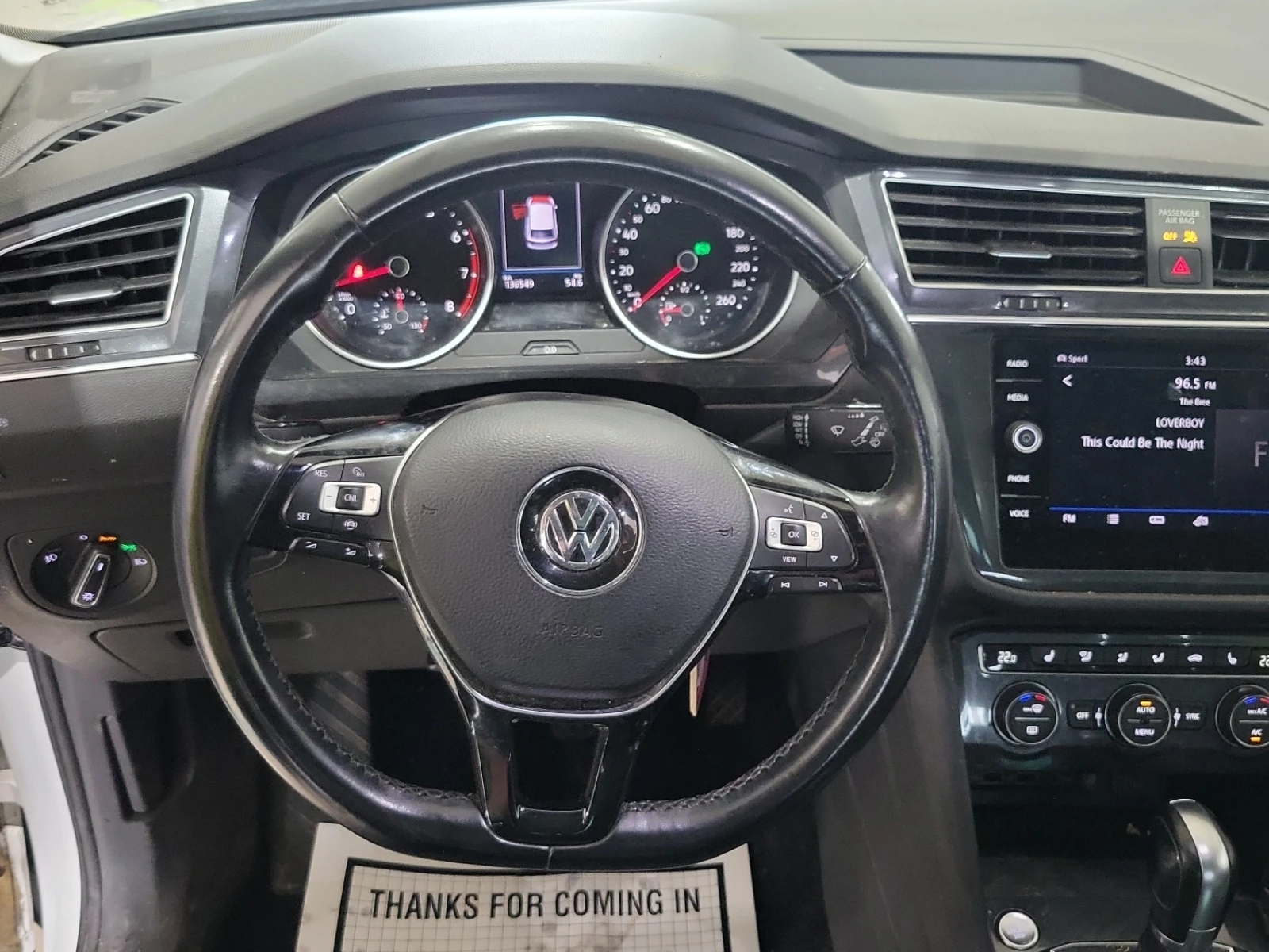 VW Tiguan * COMFORTLINE * CARFAX * ОПЦИЯ ЗА ФИНАНСИРАНЕ  - изображение 9