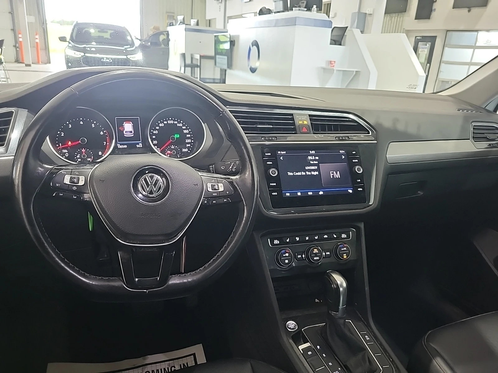 VW Tiguan * COMFORTLINE * CARFAX * ОПЦИЯ ЗА ФИНАНСИРАНЕ  - изображение 8