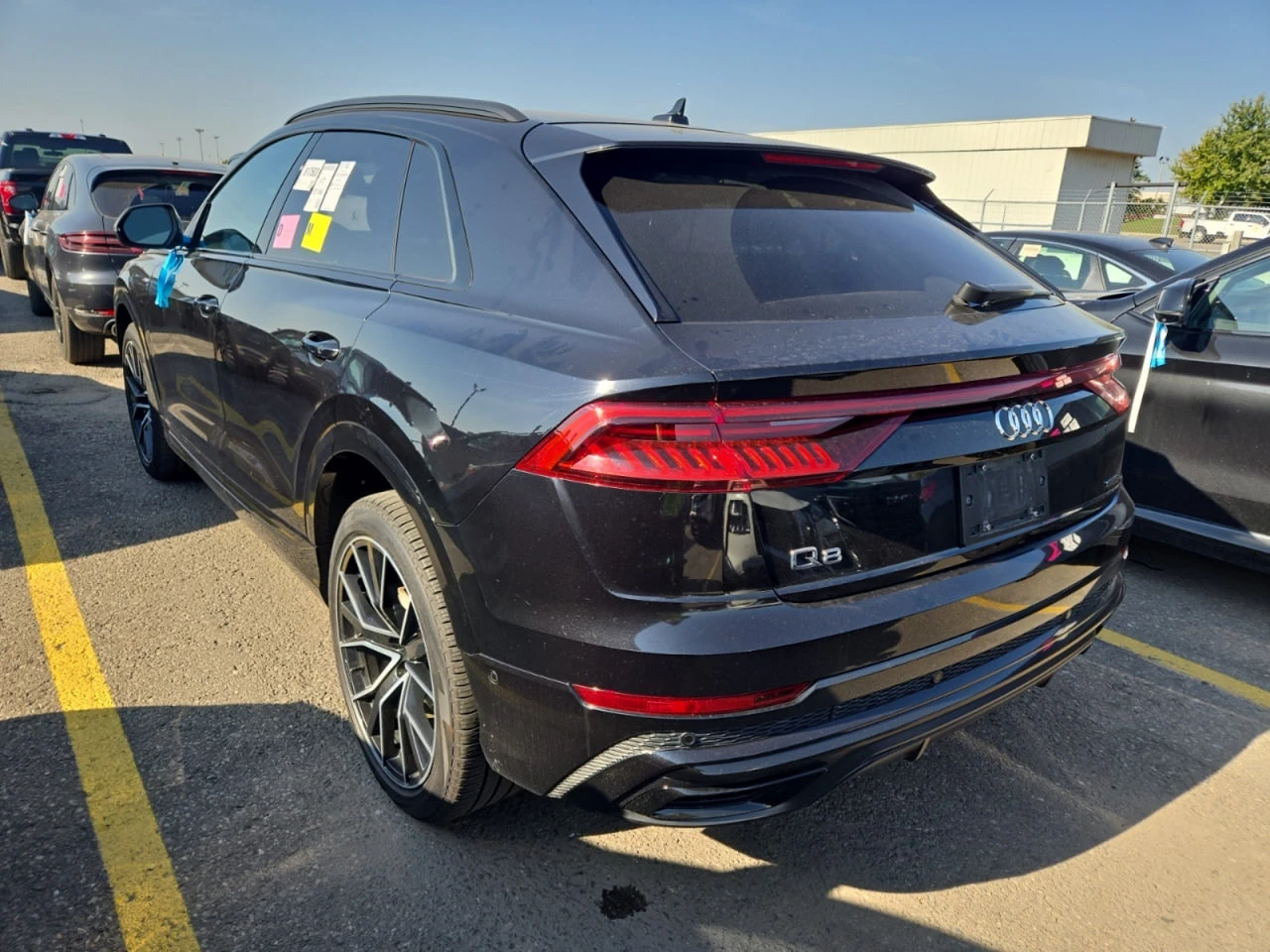 Audi Q8 * АВТО КРЕДИТ* ЦЕНА ДО БГ * CARFAX *  - изображение 4