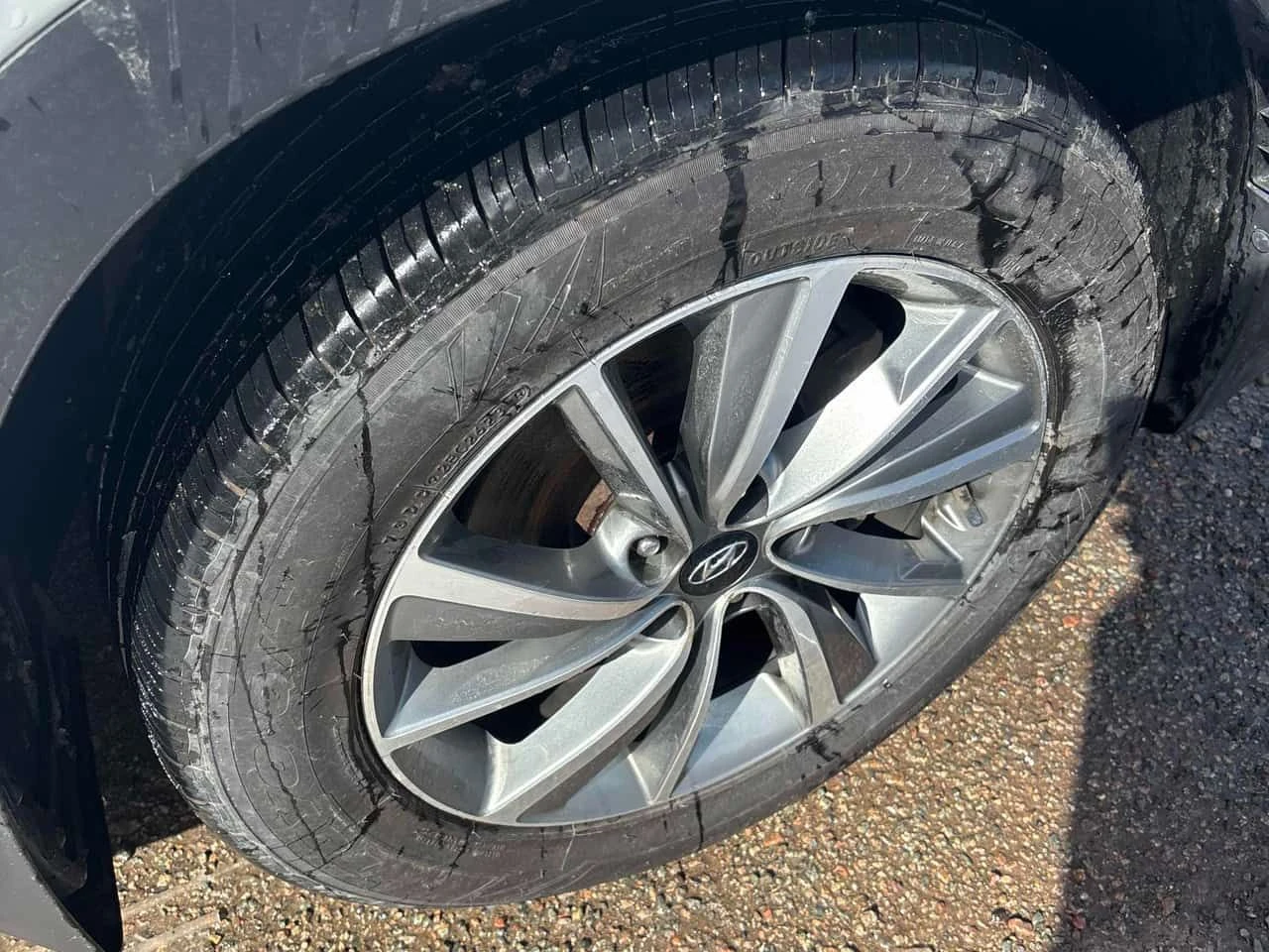 Hyundai Santa fe * Luxury * PANO* KEYLESS* ПОДГРЕВ* , снимка 7 - Автомобили и джипове - 53978967