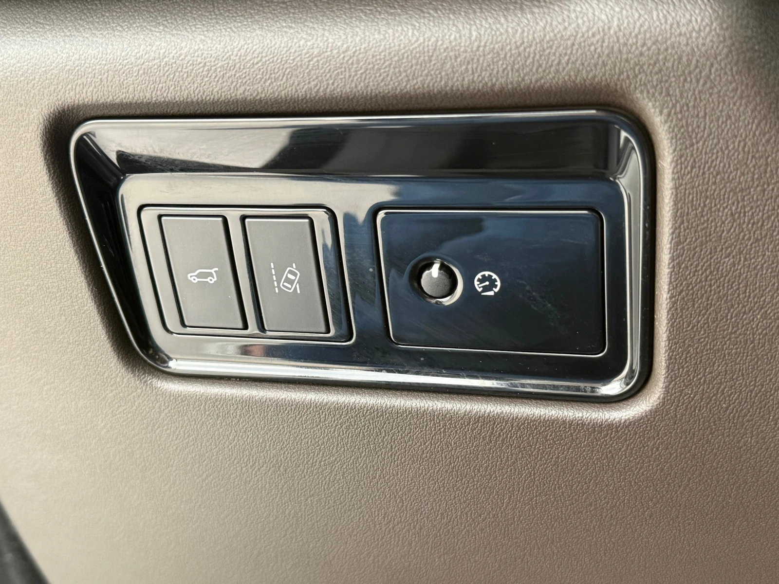 Jaguar F-PACE 2.0D* 2018г* 152.000КМ* Сервизна История* Топ Съст, снимка 14 - Автомобили и джипове - 54164002