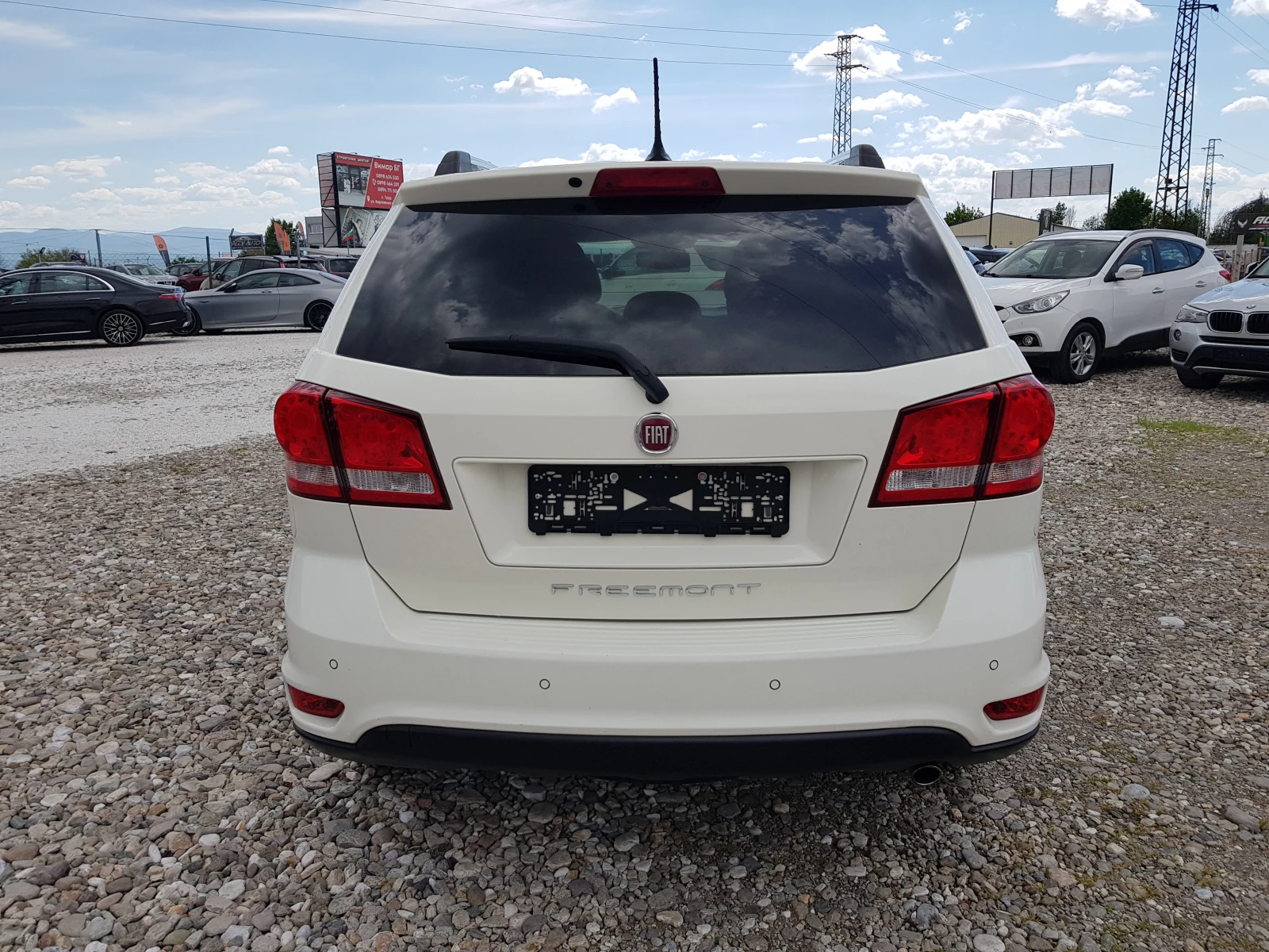 Fiat Freemont 2.0-140 к.с. FACELIFT 7 МЕСТА /03/2014г. EURO 5B, снимка 6 - Автомобили и джипове - 54414442
