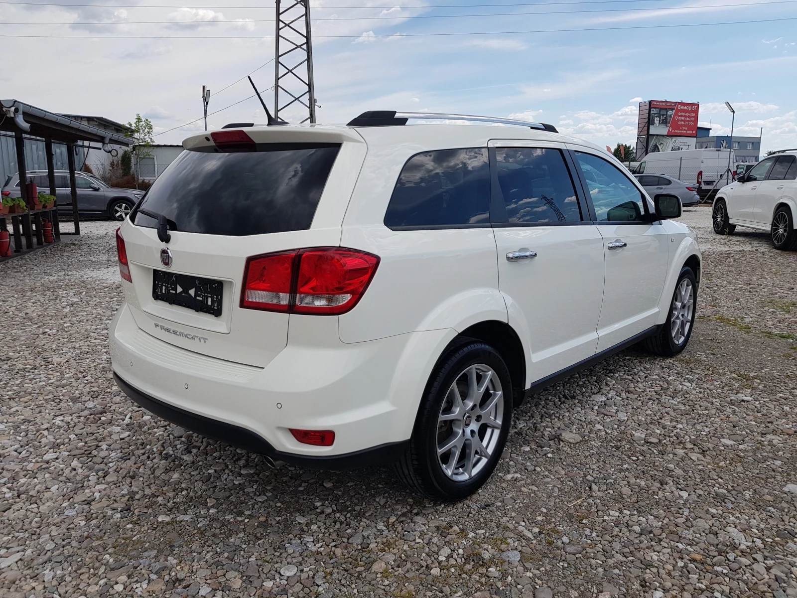 Fiat Freemont 2.0-140 к.с. FACELIFT 7 МЕСТА /03/2014г. EURO 5B, снимка 5 - Автомобили и джипове - 54414442