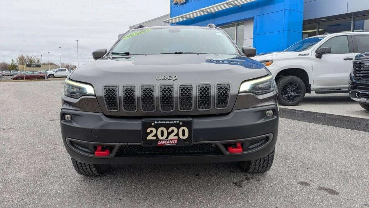 Jeep Cherokee * Trailhawk * CARFAX * ЦЕНА ДО БГ, снимка 8 - Автомобили и джипове - 54595812