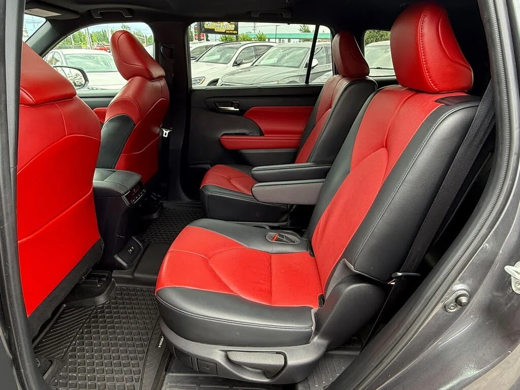 Toyota Highlander XSE AWD, снимка 15 - Автомобили и джипове - 55692021