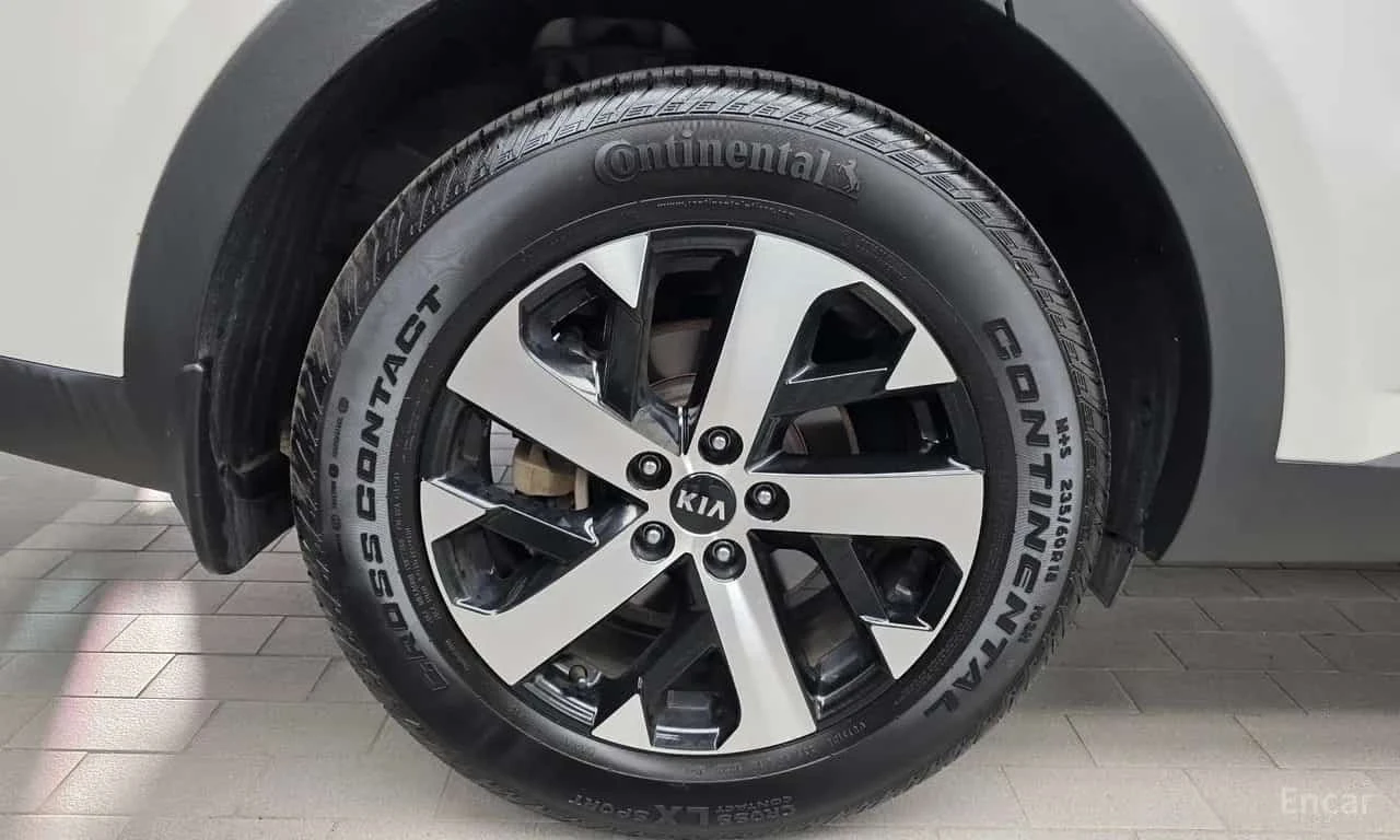Kia Sorento * Diesel 2.2 4WD * , снимка 5 - Автомобили и джипове - 56622080