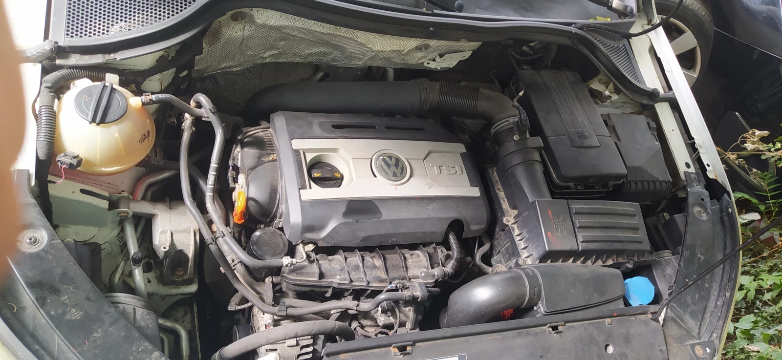 VW Tiguan, снимка 2 - Автомобили и джипове - 56663229