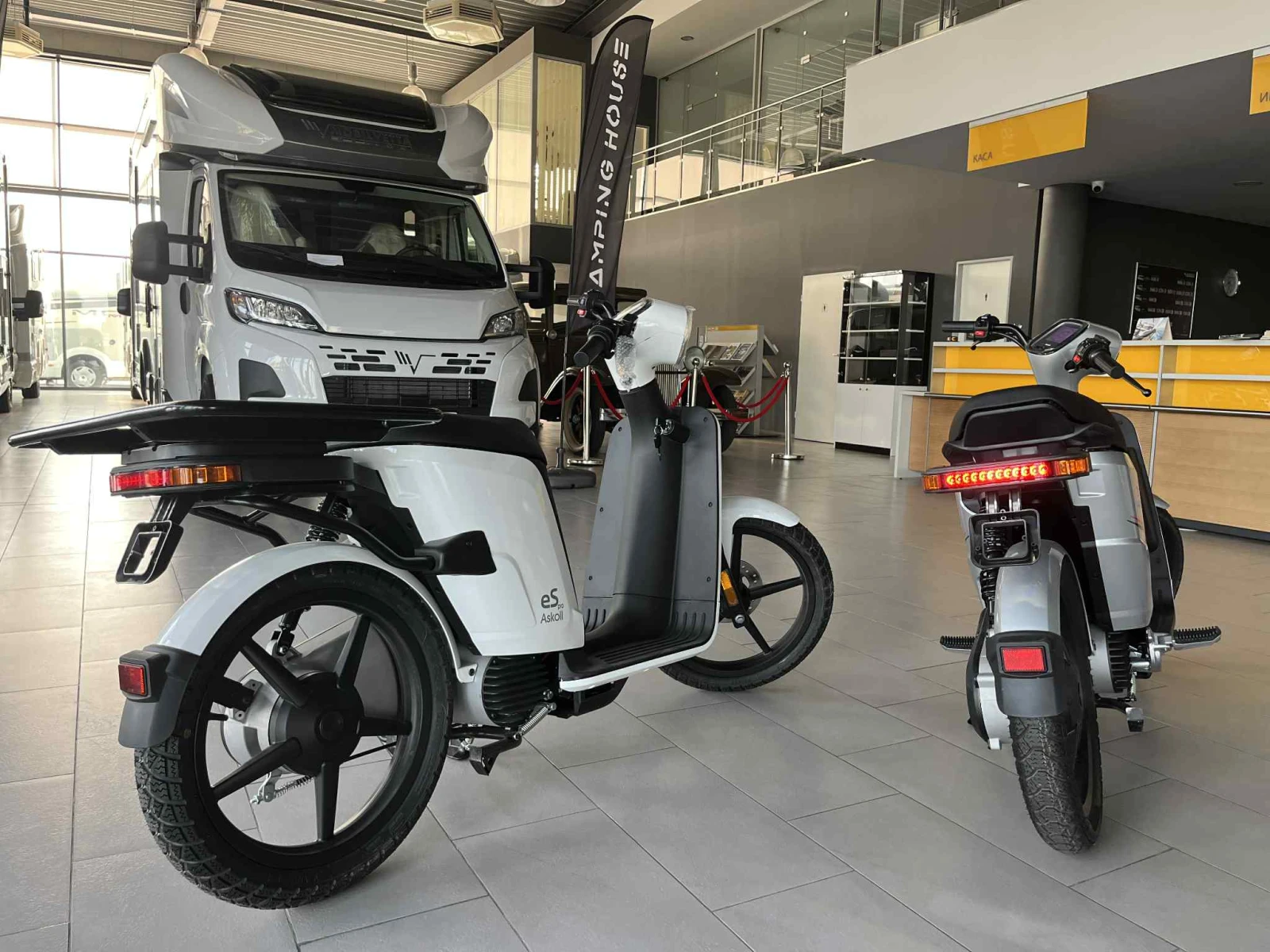 Askoll e-Scooter 6г. Гаранция / Made in Italy - изображение 2
