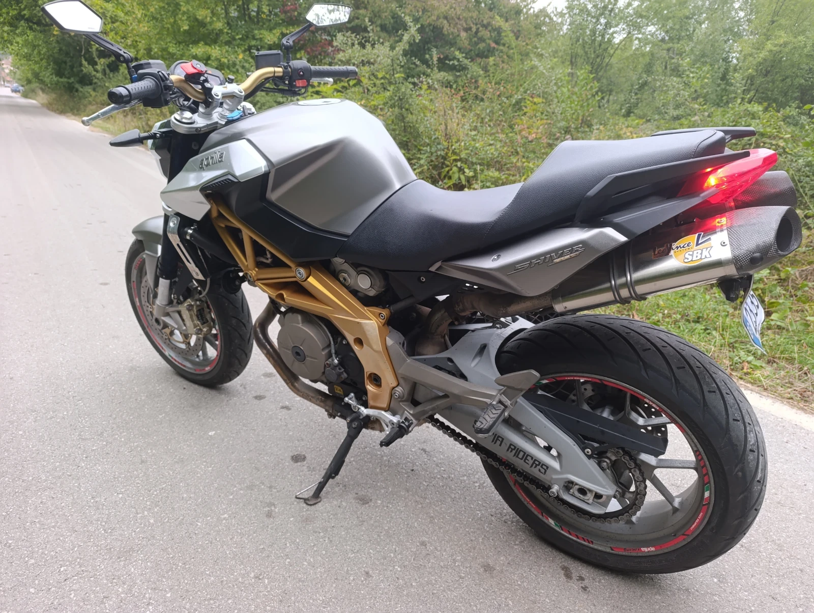 Aprilia Shiver 750 - изображение 3