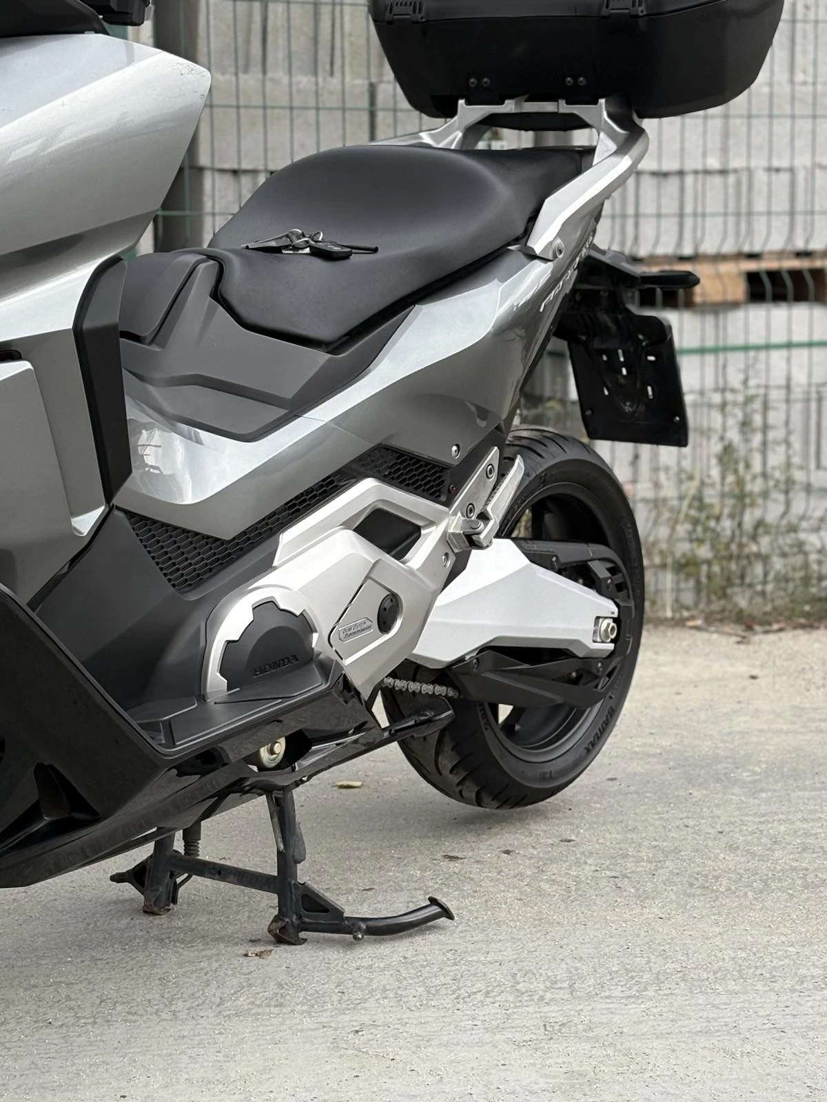 Honda Forza 750i, снимка 4 - Мотоциклети и мототехника - 54247379