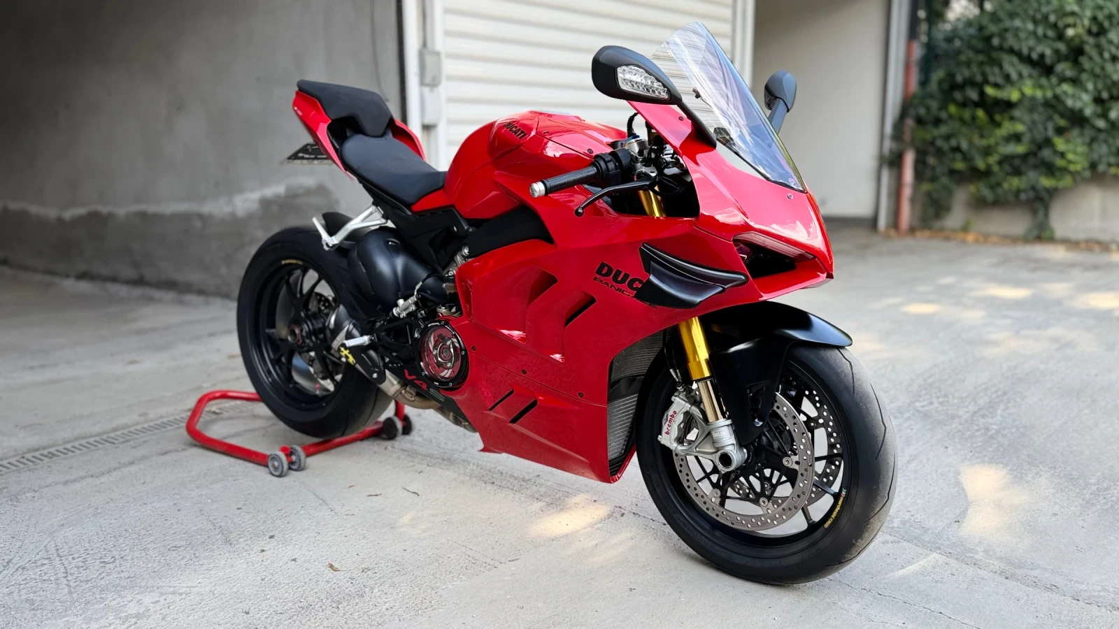 Ducati Panigale V4S, снимка 2 - Мотоциклети и мототехника - 55240356