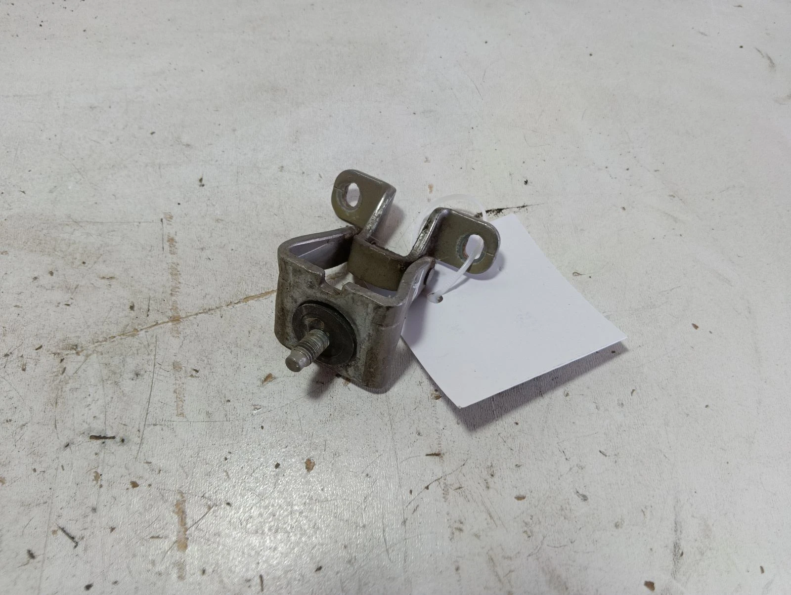 панта заден капак комби 5G6827301 Skoda Octavia