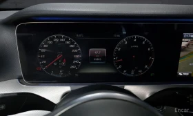 Mercedes-Benz E 300, снимка 8 - Автомобили и джипове - 53604423