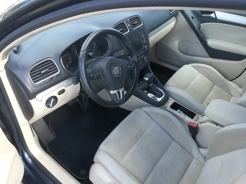 VW Golf Автоматик , снимка 7 - Автомобили и джипове - 45180507