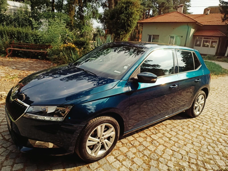 Skoda Fabia Edition, снимка 11 - Автомобили и джипове - 47157942