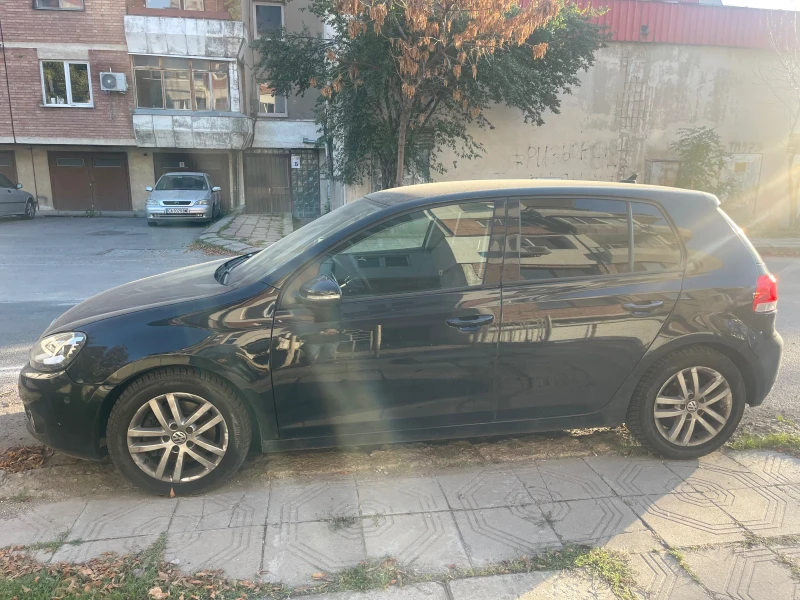 VW Golf, снимка 1 - Автомобили и джипове - 47667587