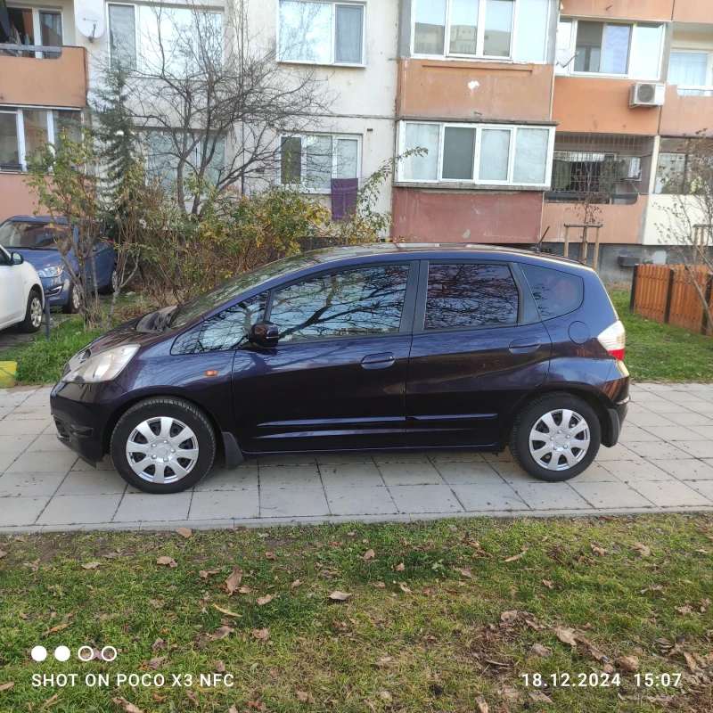 Honda Jazz 1.2  i-vtec, снимка 3 - Автомобили и джипове - 48418079