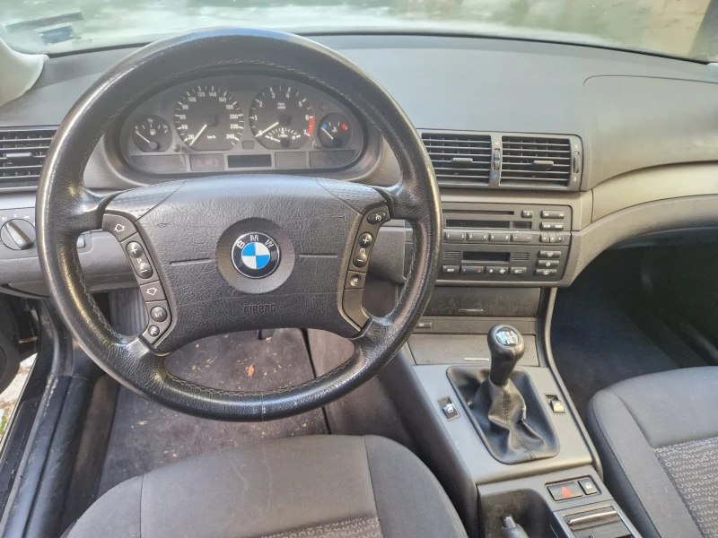 BMW 318, снимка 12 - Автомобили и джипове - 48540384