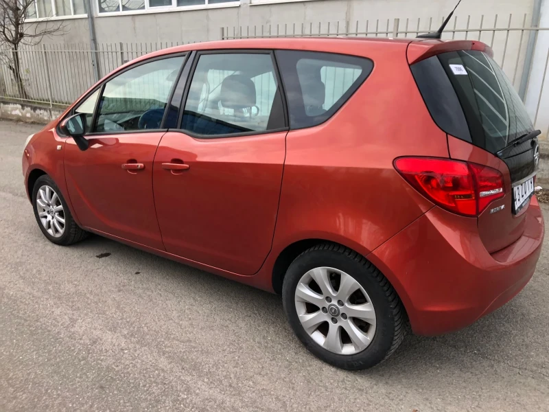 Opel Meriva Нави кожа газ климатроник , снимка 6 - Автомобили и джипове - 48642262