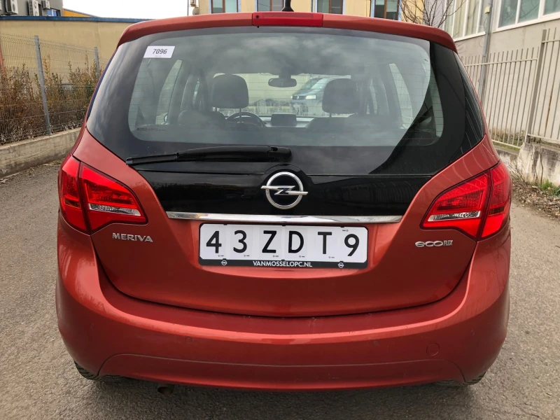 Opel Meriva Нави кожа газ климатроник , снимка 4 - Автомобили и джипове - 48642262