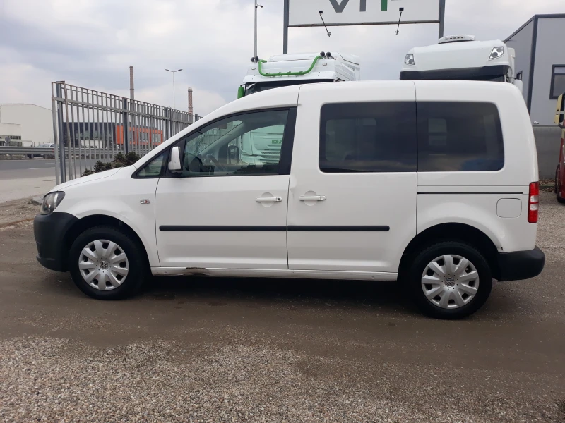 VW Caddy ПЪТНИЧЕСКИ, снимка 4 - Автомобили и джипове - 49002365